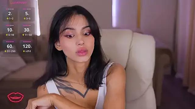 VioletaSins from StripChat is Freechat