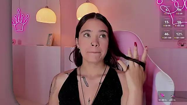 Check out our webcam shows gallery and message on a personal level with our sweet squirt cams hosts, showing off their natural physiques and sex toys.