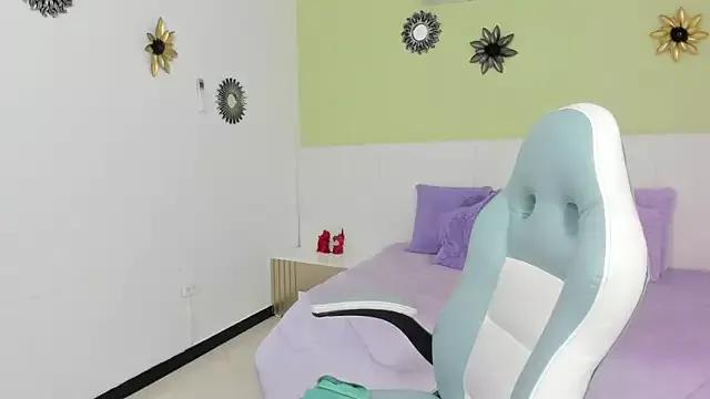 violetta_skinny from StripChat is Freechat