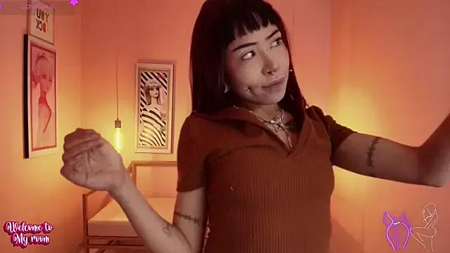 Check out our webcam shows gallery and message on a personal level with our sweet squirt cams hosts, showing off their natural physiques and sex toys.