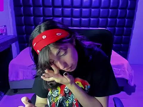 Violetta_Swett_ from StripChat is Freechat