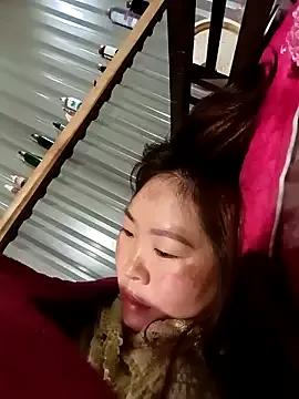 vivi_cute from StripChat is Freechat