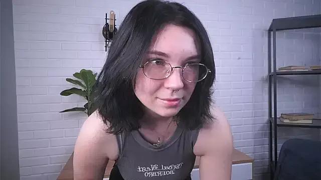 VivienCalisto from StripChat is Freechat