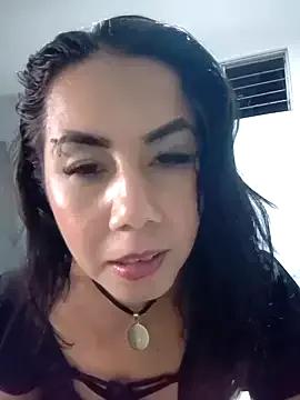 vixen_velvett1 from StripChat is Freechat