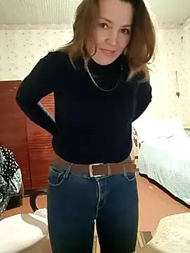 VselenaSun402 from StripChat is Freechat