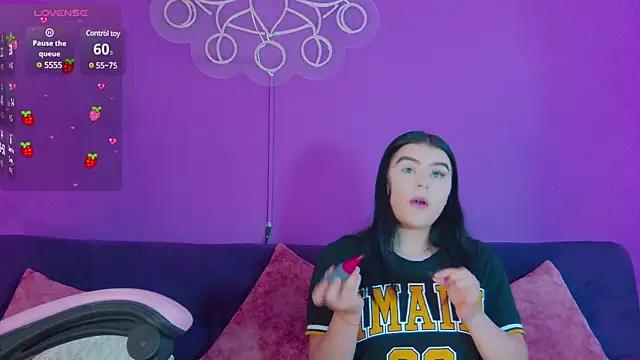 Check out our webcam shows gallery and message on a personal level with our sweet squirt cams hosts, showing off their natural physiques and sex toys.