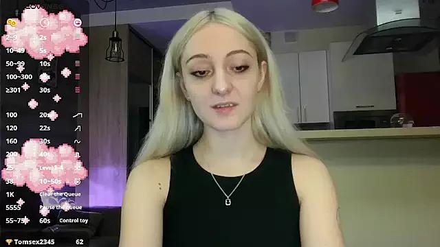 white_liillyy from StripChat is Freechat