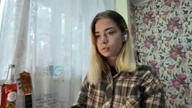 Check out our webcam shows gallery and message on a personal level with our sweet squirt cams hosts, showing off their natural physiques and sex toys.