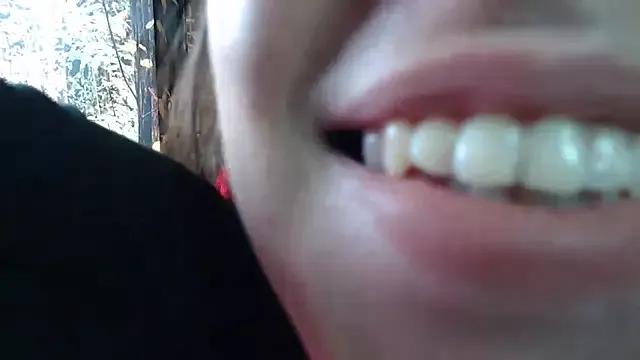 withamodel from StripChat is Freechat