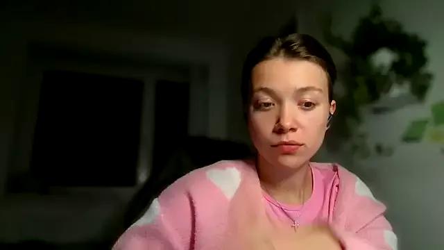 WonderAngela from StripChat is Freechat