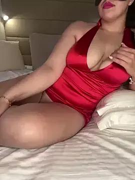 XHotQueen from StripChat is Freechat