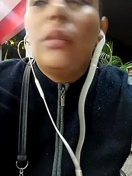XiaraaStark from StripChat is Freechat