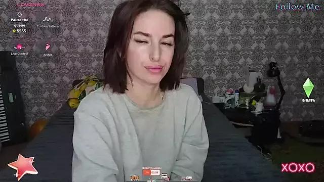 Check out our webcam shows gallery and message on a personal level with our sweet squirt cams hosts, showing off their natural physiques and sex toys.