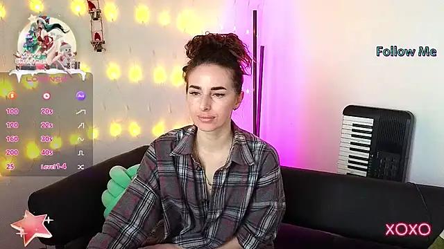 Check out our webcam shows gallery and message on a personal level with our sweet squirt cams hosts, showing off their natural physiques and sex toys.
