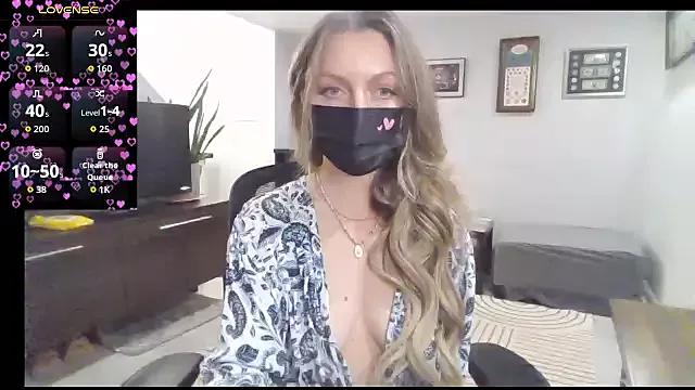 XxMelissaBluexX from StripChat is Freechat