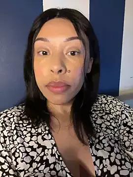 XxNicole from StripChat is Freechat