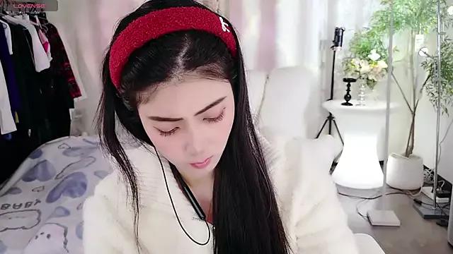 Photos of yangyang-777 from StripChat is Freechat