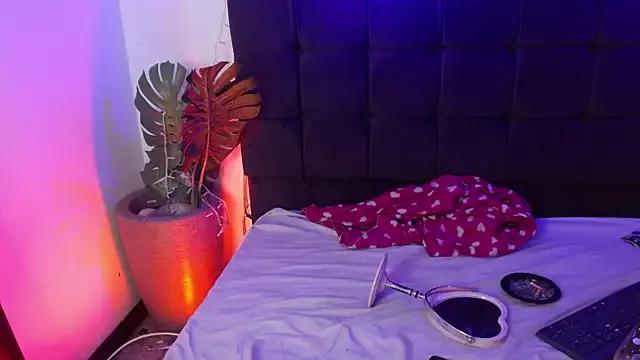 YessBoobs0 from StripChat is Freechat