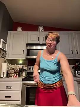 YogaHottie76 from StripChat is Freechat