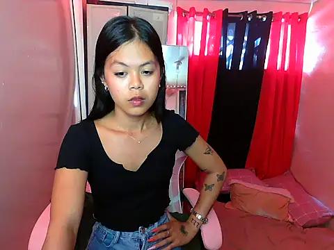 Check out our webcam shows gallery and message on a personal level with our sweet squirt cams hosts, showing off their natural physiques and sex toys.