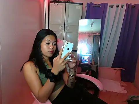 Check out our webcam shows gallery and message on a personal level with our sweet squirt cams hosts, showing off their natural physiques and sex toys.