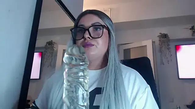 Your_Blonde_Fantasy from StripChat is Freechat