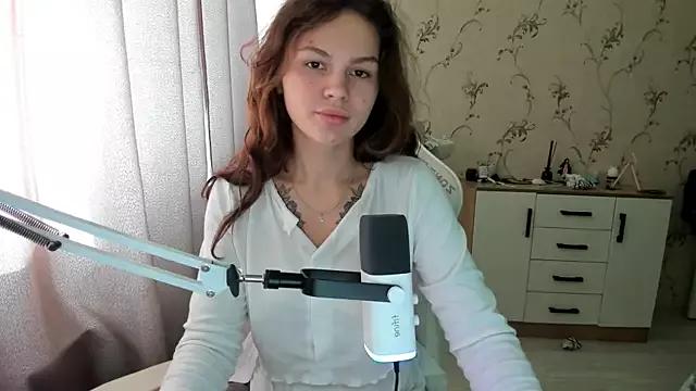 yourdreamm_ from StripChat is Freechat
