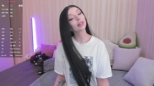 Check out our webcam shows gallery and message on a personal level with our sweet squirt cams hosts, showing off their natural physiques and sex toys.