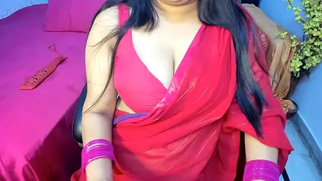 YourKittuu from StripChat is Freechat