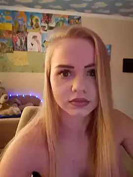 Yourprincess12 from StripChat is Freechat