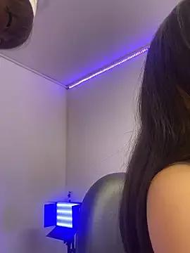 yoursexygirlss from StripChat is Freechat