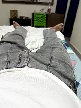 Yourslovingdick from StripChat is Freechat