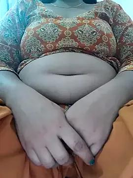 yourxdarling from StripChat is Freechat