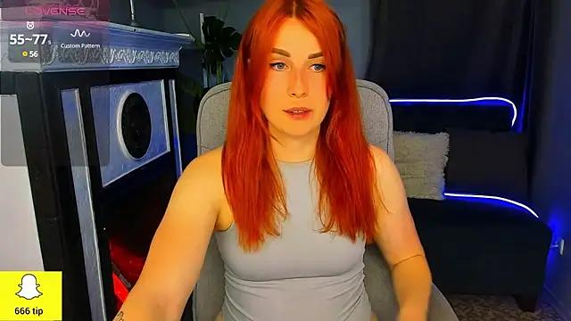 YrKiraXO from StripChat is Freechat