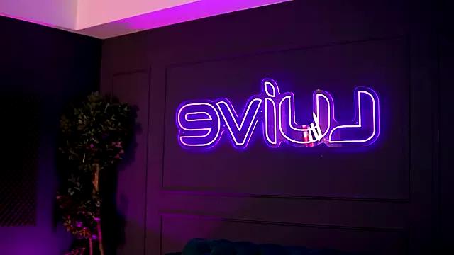 YuliaDesirevska from StripChat is Freechat