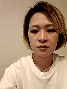 YUU-chan from StripChat is Freechat