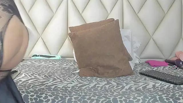 zamira_44 from StripChat is Freechat