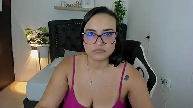 Check out our webcam shows gallery and message on a personal level with our sweet squirt cams hosts, showing off their natural physiques and sex toys.