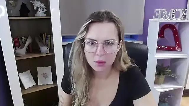 Check out our webcam shows gallery and message on a personal level with our sweet squirt cams hosts, showing off their natural physiques and sex toys.