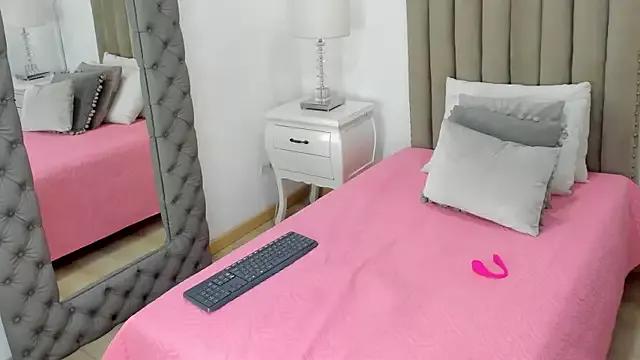 Check out our webcam shows gallery and message on a personal level with our sweet squirt cams hosts, showing off their natural physiques and sex toys.